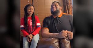 Un duo nièce-oncle donne la chair de poule en chantant un classique de Marvin Gaye