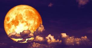 La "luna de fresa" nos acompañará hasta el domingo