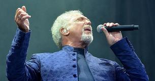 Les points forts de la carrière de Tom Jones
