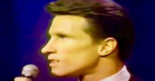 La performance classique de "You'll Never Walk Alone" par Righteous Brothers en 1965  a fait pleurer les auditeurs