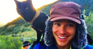 The Backpacking Cat That Voyages Around The Country With His Human