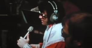 Elvis délivre une interprétation déchirante de "Always On My Mind" avant la version de Willie Nelson