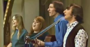Vintage-Video von The Mama and The Papas bei der Aufführung von 'California Dreamin'