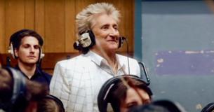 Sir Rod Stewart interpreta "I Don't Want To Talk About It" acompañado por la Royal Philharmonic Orchestra