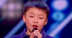 Simon s'engage à acheter un chiot à un concurrent qui se produit  sur "You raise me up" pour l'émission "America's Got Talent"