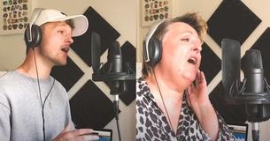 L'incroyable duo mère-fils qui chante une reprise inspirante de "Rise Up" d'Andra Day