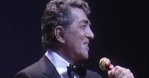 Dean Martin chante "For The Good Times" dans un spectacle émotionnelle en direct à Londres