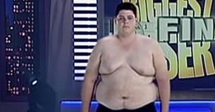 Un homme perd 71 kg et devient un pompier sexy