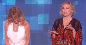 Kate Hudson vraagt Goldie Hawn om te dansen, haar moves pakken het publiek in