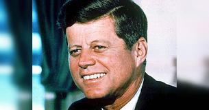 Kleinzoon van JFK, Jack Schlossberg lijkt sprekend op de overleden president