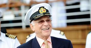 Gavin MacLeod de « La croisière s'amuse » révèle qu'il avait un sombre secret qu'il a gardé pendant des décennies