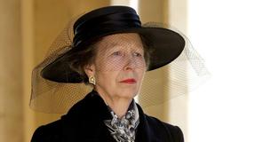 Prinzessin Anne lief neben Bruder Charles als einzige Frau im Trauerzug von Prinz Philip