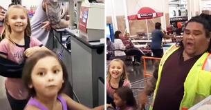 Des sœurs confondent un caissier de magasin avec Maui de « Moana » et il décide de jouer le rôle