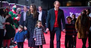 Les fans royaux pensent que le Prince Louis est la mini version du père de Kate et que la Princesse Charlotte ressemble à la Reine