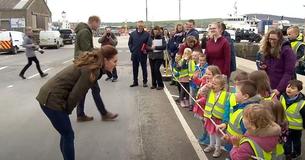 La réaction hilarante de Kate Middleton lorsque un enfant lui demande si elle est un "prince"