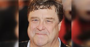 John Goodman ressemble à un mannequin après sa perte de poids