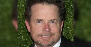 De zoon van Michael J. Fox is 31 jaar en lijkt sprekend op zijn beroemde vader