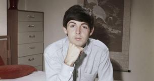 Le petit-fils de Sir Paul McCartney lui ressemble lorsqu'il faisait encore partie des Beatles