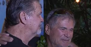 Des meilleurs amis depuis 60 ans découvrent qu'ils sont en réalité des frères