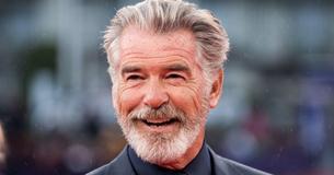 Présentation de la somptueuse demeure de Pierce Brosnan, célèbre pour son rôle de James Bond à Malibu, d'une valeur d'environ 100 millions de dollars