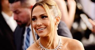 Jennifer Lopez and Her Daughter Emme Look Like Twins In Rare Snap