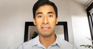 Man Pays Tribute To His Farmworker Parents After Graduating From Medical School