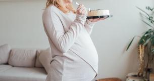 Husband Eats Slice Of Cake His Pregnant Wife Was Saving for Herself And Chaos Ensues