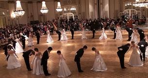 Sixteen Couples Take To Dance Floor For Intricate Viennese Waltz Performance Crowd Won’t Forget