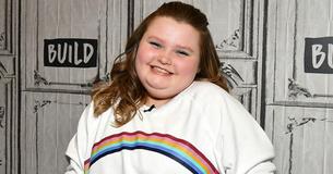 Former Reality Star Honey Boo Boo, 18, Is In A Relationship With A 21-Year-Old University Student