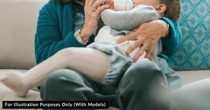 Une grand-mère refuse de ne plus rencontrer sa petite-fille après que son fils, 40 ans, a abandonné la mère, âgée de 20 ans, après qu'elle soit tombée enceinte