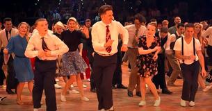 Line Dancers Tear Up Floor With Sizzling 'Boogie Woogie' Performance