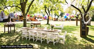 Mom Kicks Son's Uninvited Bully Out Of His Birthday Party And People Are Divided