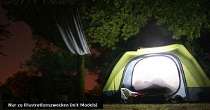 Mutter lässt 14-jährige Tochter draußen in der Kälte schlafen, nachdem sie einen Obdachlosen angeschrien hat