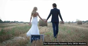 Bride-To-Be Feels Helpless After Father Offers To Pay For Wedding If He Can Choose Date