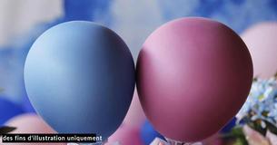 La belle-mère responsable de la gender reveal des jumeaux de sa belle-fille gâche la fête en utilisant les mauvaises couleurs pour contrarier la future maman