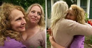 Une femme adoptée recherche sa sœur perdue depuis longtemps et découvre qu'elle vit juste à côté de chez elle