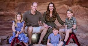 Duke And Duchess Of Cambridge Release Beautiful Family 2021 Christmas Card