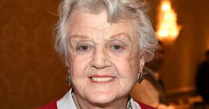 Angela Lansbury Has Always Been A Striking Woman: Photographs Of Her From When She Was Young