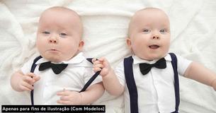 Casal decide dar aos seus filhos gêmeos nomes "únicos"  e esposa discorda de comentadores de que eles são "passiveis de bullying"
