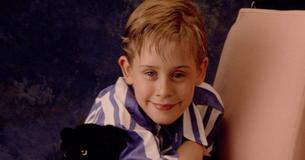 O Kevin de "Esqueceram de Mim" fez 43 anos e está muito bonito
