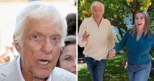 Dick Van Dyke temía que acusaran a su joven esposa de ser una "cazafortunas"