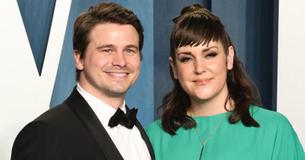 Jason Ritter Defends Wife Melanie Lynskey Against Body-Shaming Amid ‘Unsolicited Comments’ About Her Weight