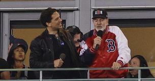 Neil Diamond Reprises “Sweet Caroline” To Fans' Delight In Rare Sighting