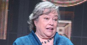 Kathy Bates Credits 60-Lb Weight Loss To ‘Mindfulness’ And New Habits