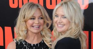 Kate Hudson Denies Trying to Copy The Career Of Her 'Icon' Mom Goldie Hawn