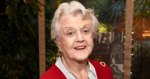 Remembering Late 'Murder She Wrote' Star Angela Lansbury