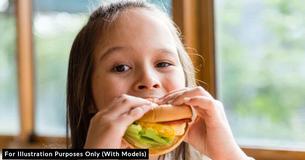 Mom Admits She Feeds Meat To Daughter's Vegan Friend Who Looks 'A Bit Malnourished'