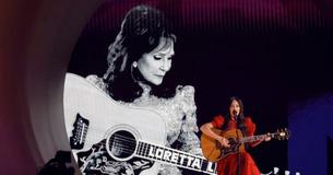 Kacey Musgraves Poured Her Heart Out On An Emotional Loretta Lynn Tribute At the Grammy Awards