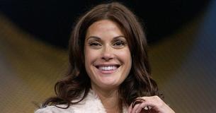 At 58, Teri Hatcher Leads Fulfilled Life As A Single Mom After Overcoming Passionless Marriages