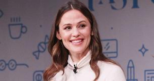 Jennifer Garner Bans Her Kids From Social Media And Her Teen Daughter Is ‘Grateful’ For It